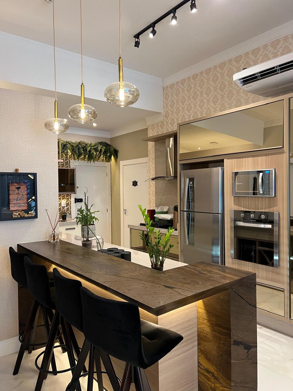 Sala comercial mobiliada à venda no bairro Nações, foto 4 de 16